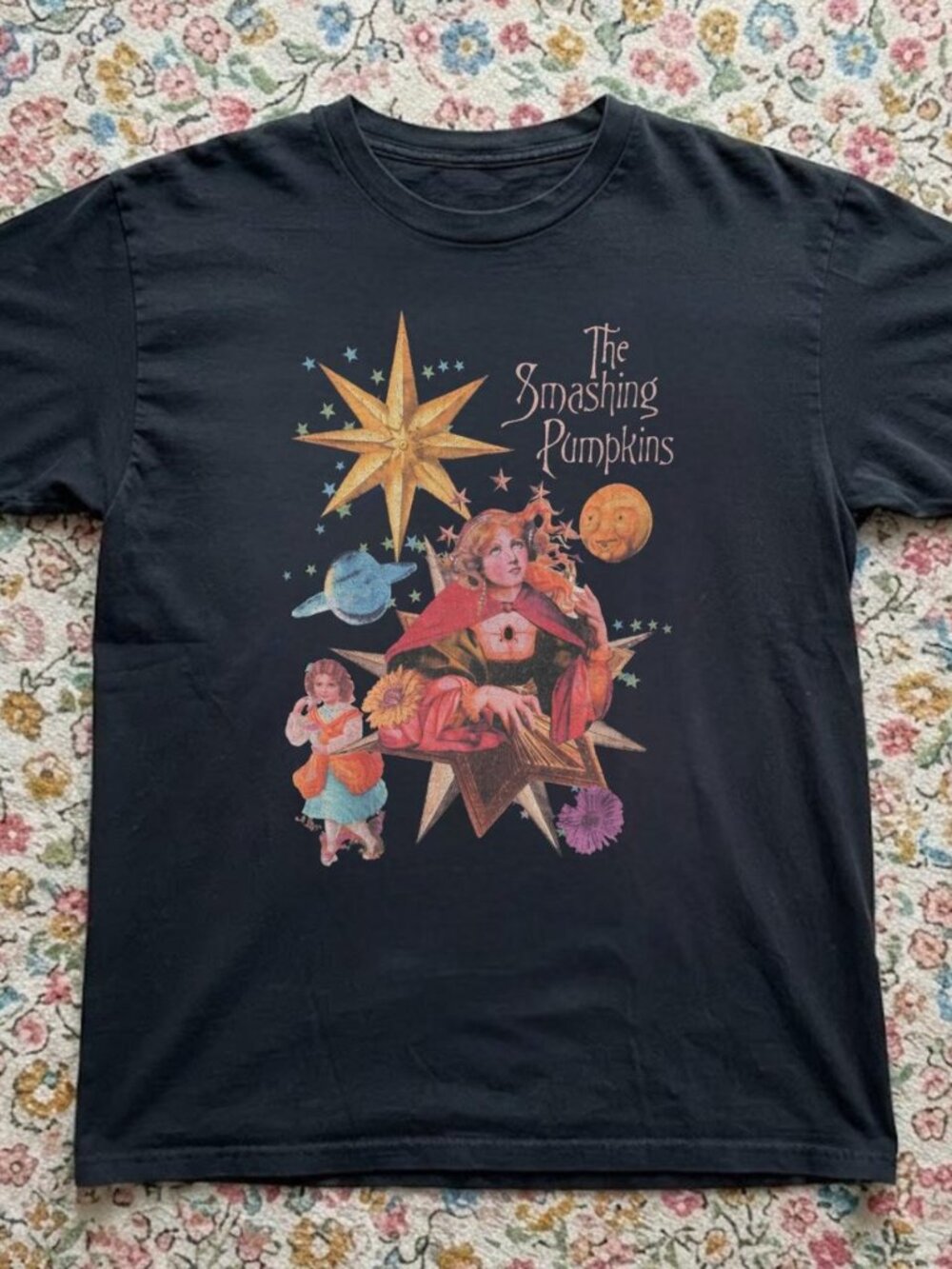 Gildan Black The Smashing Pumpkins Graphic T-Shirt